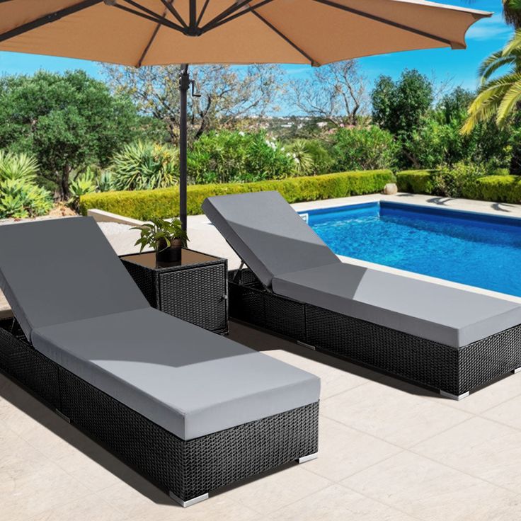 Outdoor Poolside Lounger Set